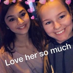 Meet your Posher, Candace